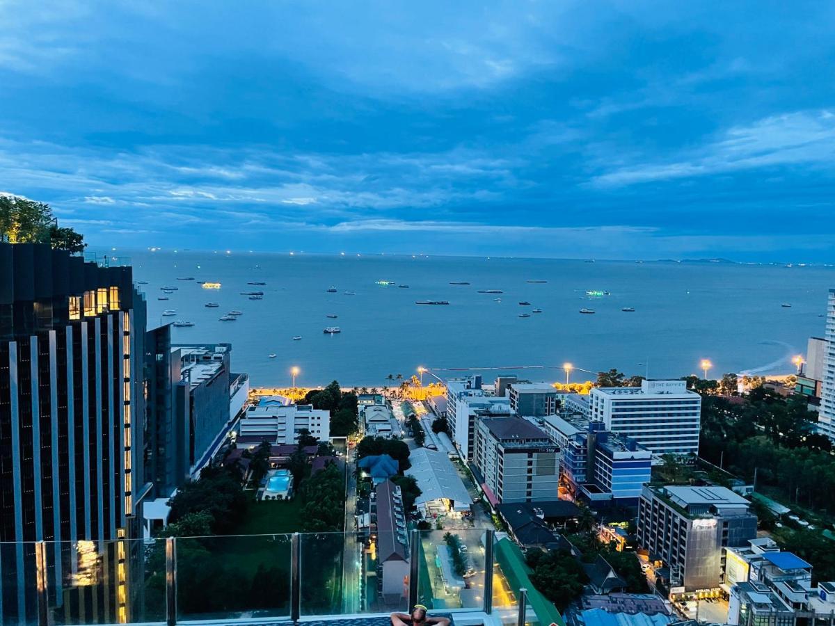 The Base Condo 2 Bed 2 Bath By Pupu Pattaya Exteriör bild